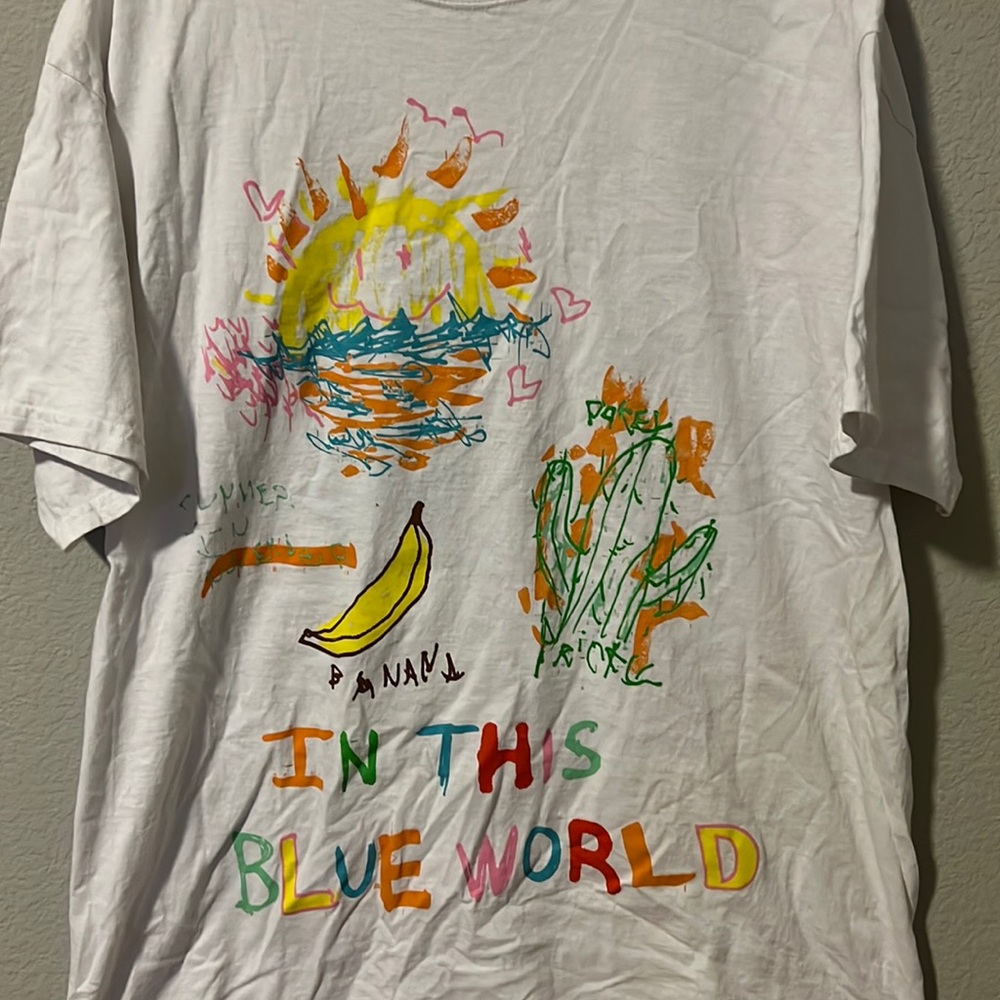 bright colored pacsun graphic tee, never worn in good condition.